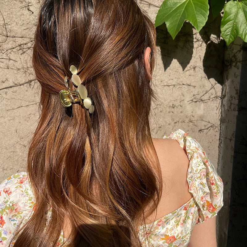 2025 New Elegant Opals Grip Back Of The Head Fixed Hair Shark Clip Headdress Girls Fashion Hairpin Accessories For Womans Clip