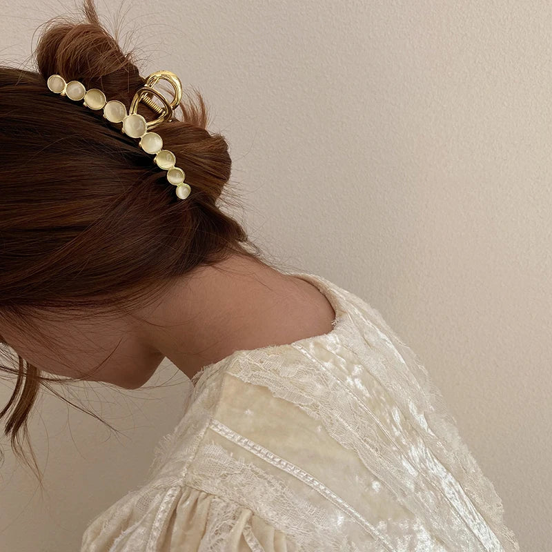 2025 New Elegant Opals Grip Back Of The Head Fixed Hair Shark Clip Headdress Girls Fashion Hairpin Accessories For Womans Clip