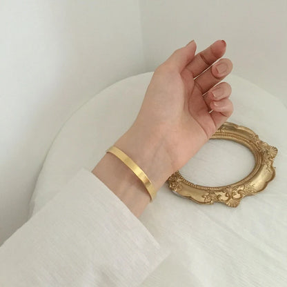European and American Simple Smooth Gold Color Stainless steel Cuff Bracelets For Men and Women Jewelry Party Girl's Bracelets