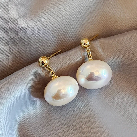French Elegant Gold Pearl Drop Earrings