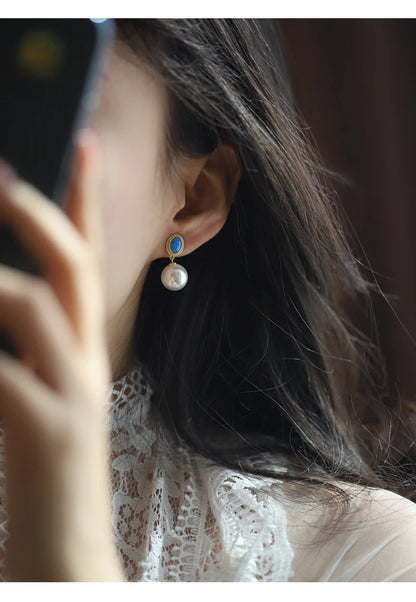 2024 Neues Design Französische elegante blaue Emaille-Perlenanhänger-Ohrringe für Damen oder Mädchen, Modeschmuck, Party-Luxus-Accessoires