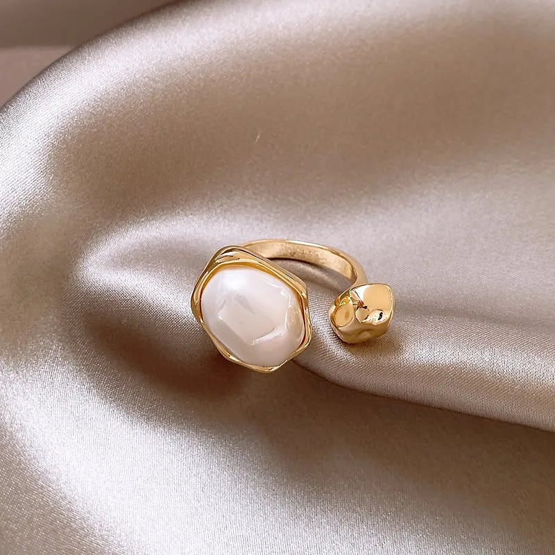 Baroque Pearl Geometric Open Ring