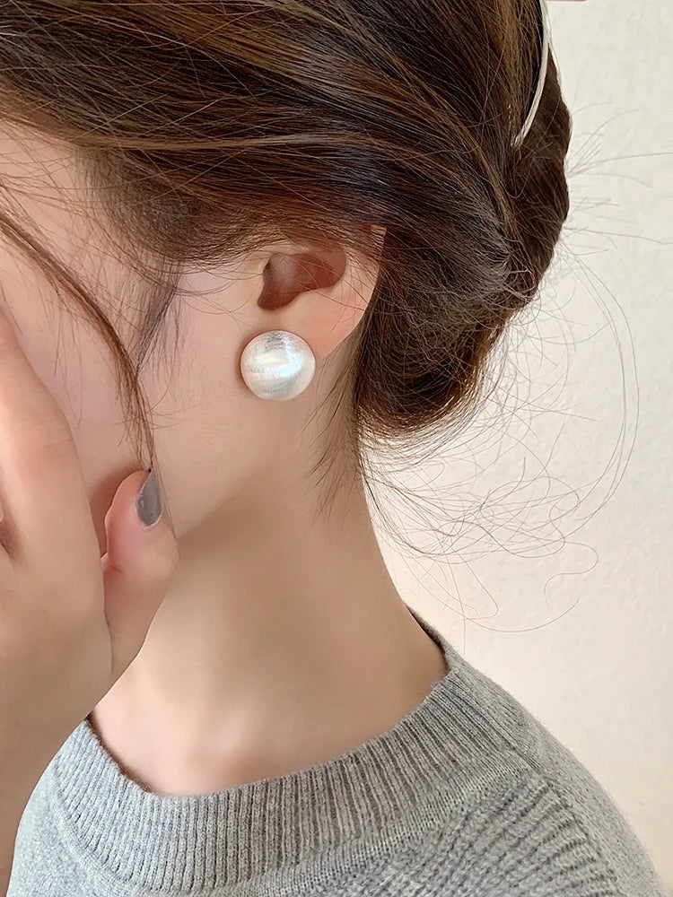 Luxurious Simple Design Brushed Frosted Metal Semicircle Earrings 2025 New Jewelry For Women Christmas Party Fashion Accessories