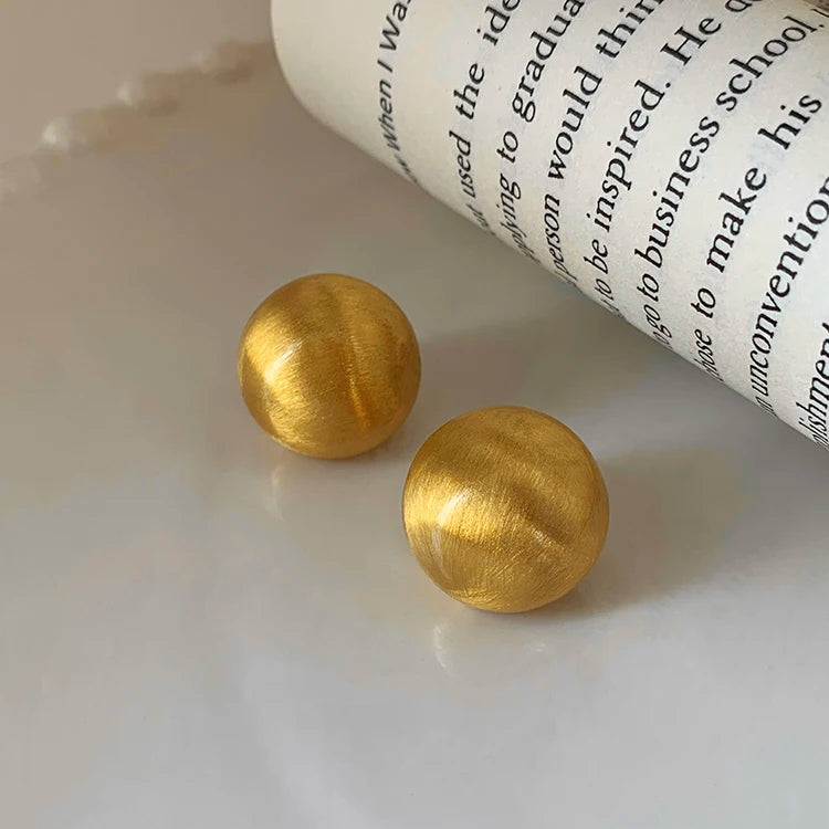 Luxurious Simple Design Brushed Frosted Metal Semicircle Earrings 2025 New Jewelry For Women Christmas Party Fashion Accessories