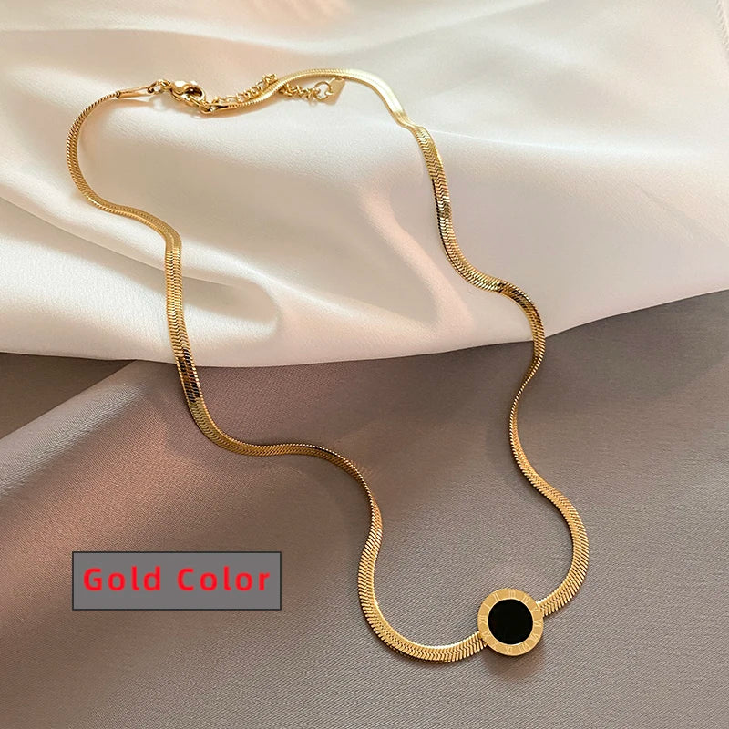 Classic Fashion Stainless Steel Roman Digital Wafer Pendant Necklace 2025 Fashion Jewelry Christmas Party Women's Sexy Necklace