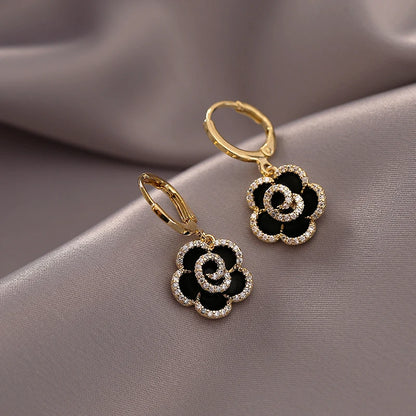Design Sense Exquisite Black Camellia Pendant Flower Earrings 2025 New Jewelry Party Girls' Luxury Accessories For Women's Gift
