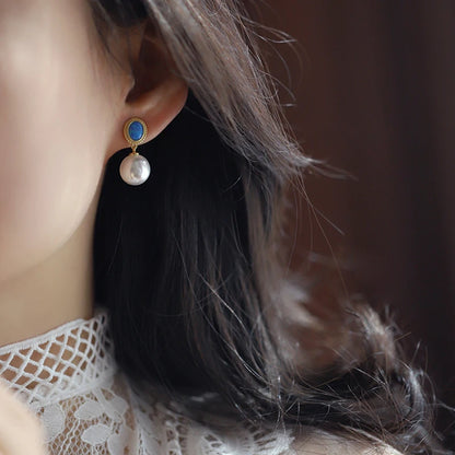 2024 Neues Design Französische elegante blaue Emaille-Perlenanhänger-Ohrringe für Damen oder Mädchen, Modeschmuck, Party-Luxus-Accessoires