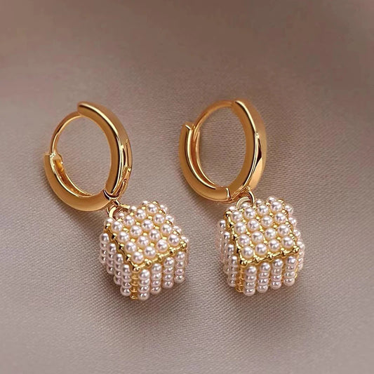 Premium Pearl Stereoscopic Square Pendant Earrings 2025 New Fashion Jewelry For Women‘s Eardrop party Girl’s Luxury Accessories