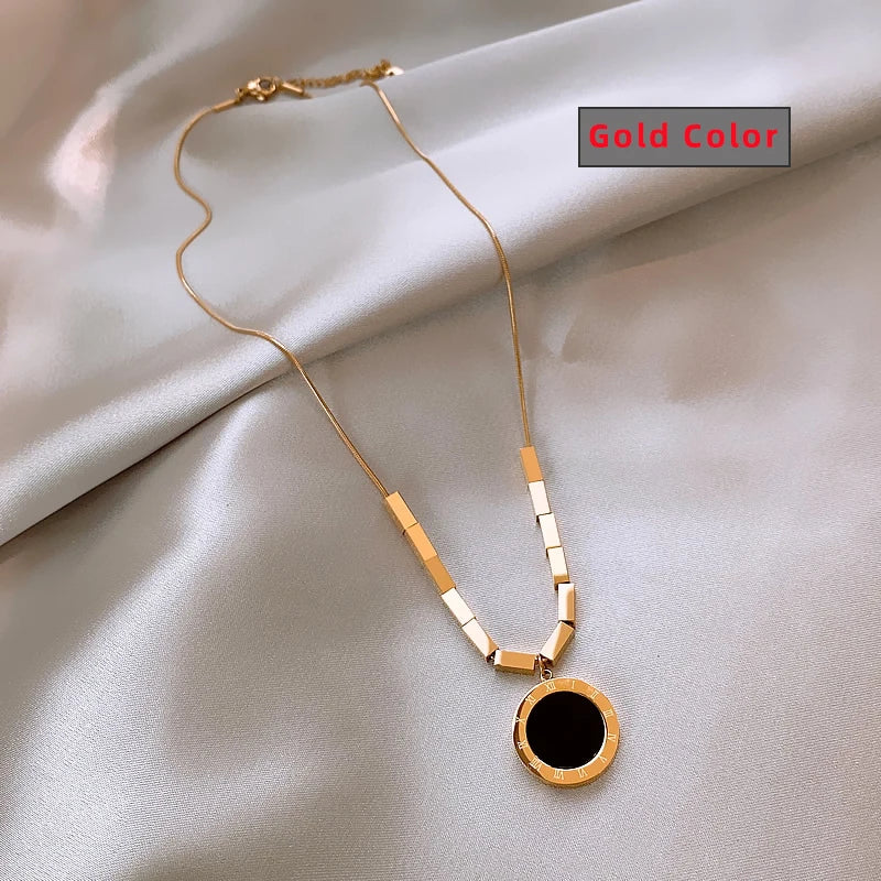 Classic Fashion Stainless Steel Roman Digital Wafer Pendant Necklace 2025 Fashion Jewelry Christmas Party Women's Sexy Necklace