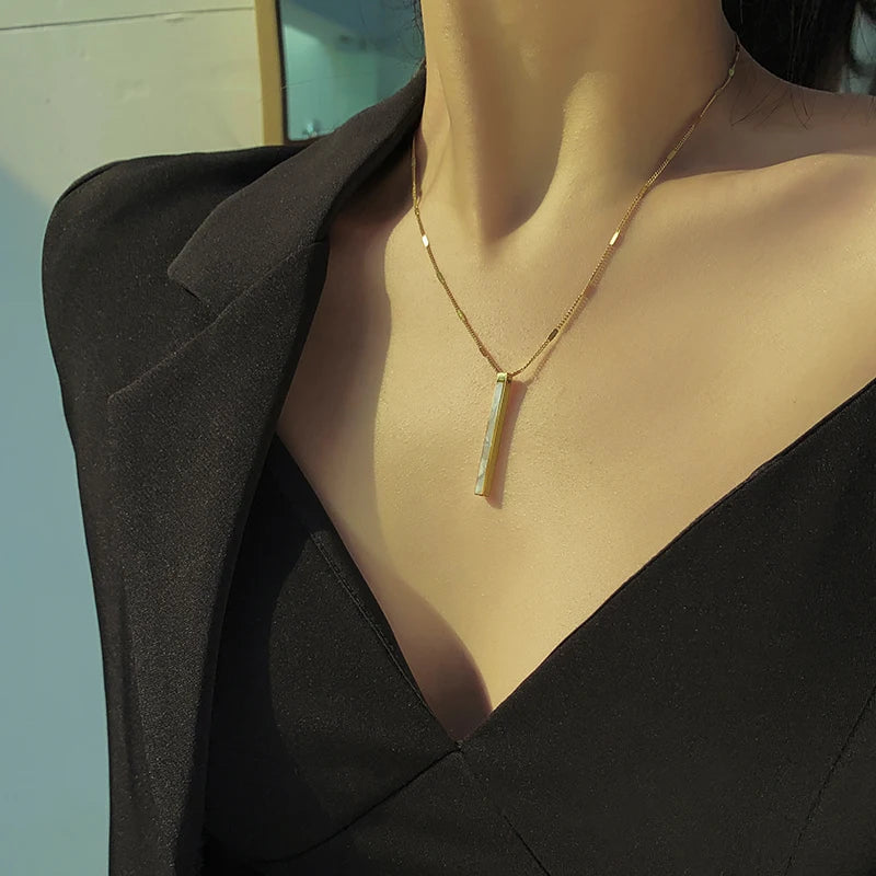 2020 neue farbechte Titanstahl-Halskette mit Muschelanhänger, lange Halskette für Damen, Mode, Luxus, Mädchen, Schlüsselbeinkette, Schmuck
