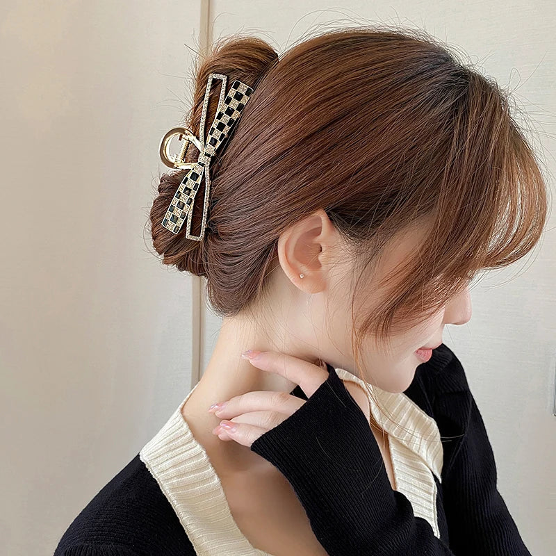 Korean Sweet Girl's Bow Chessboard Pattern Metal Hair Clip 2024 New Headwear For Women's Large Shark Clip Grab Clip Accessories