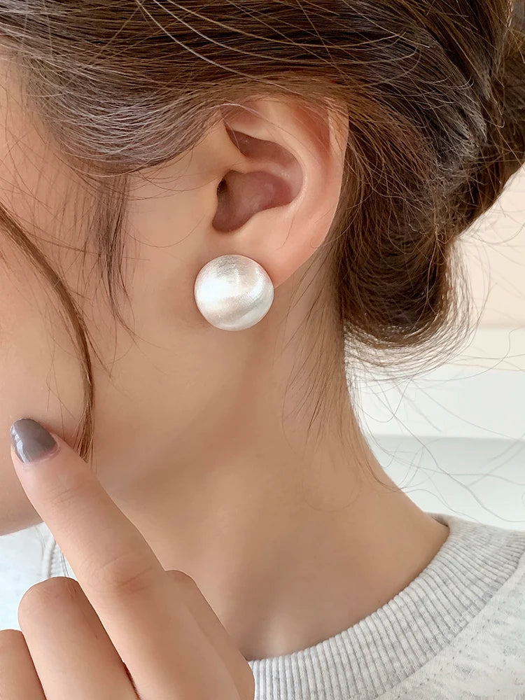 Luxurious Simple Design Brushed Frosted Metal Semicircle Earrings 2025 New Jewelry For Women Christmas Party Fashion Accessories