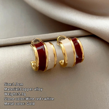 2024 Vintage style Wine red Contrasting Half Circle Enamel Earrings For Womens Elegant Temperament Jewelry Christmas Accessorise