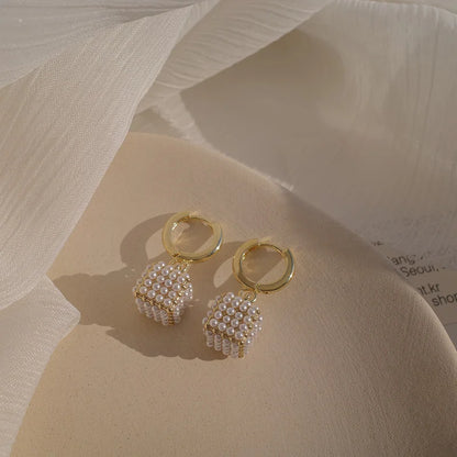 Premium Perle Stereoskopischen Quadrat Anhänger Ohrringe 2025 Neue Mode Schmuck Für frauen Eardrop party Mädchen Luxus Zubehör