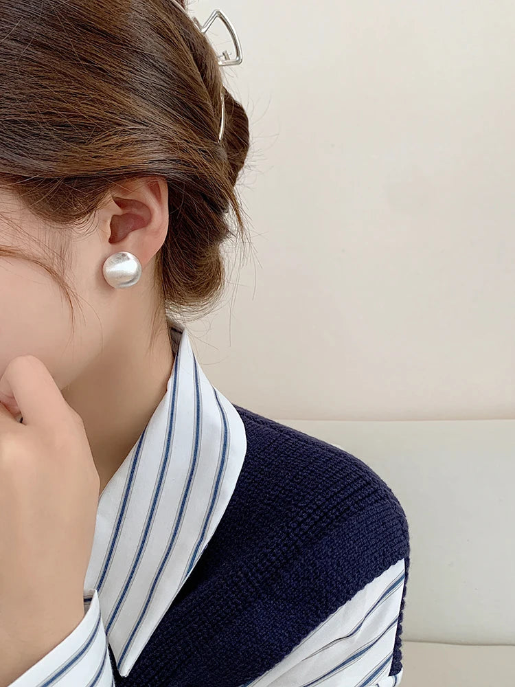 Luxurious Simple Design Brushed Frosted Metal Semicircle Earrings 2025 New Jewelry For Women Christmas Party Fashion Accessories