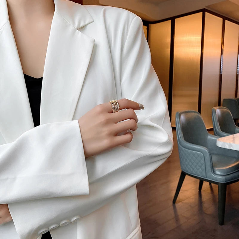 Hollow Mesh Zircon Gold Ring