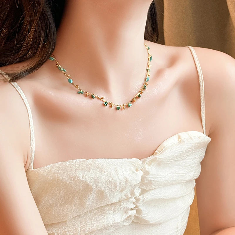 Natural Irregular Green Stone Pendant Gold Color Chain Necklace 2024 Fashion Jewelry For Women's Sexy Neckchain Neck Accessories