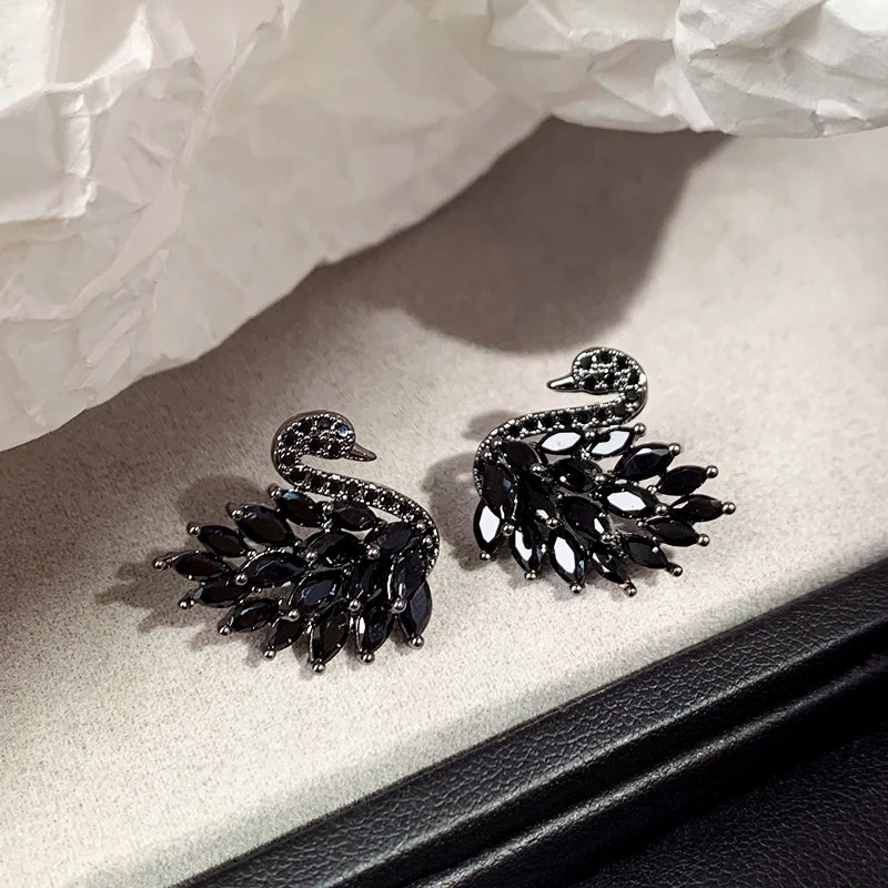 Classic Design Zircon Black Swan shaped Earrings 2024 Fashion Jewelry Set Wedding Party Luxury Accessories for Women Ear Stud