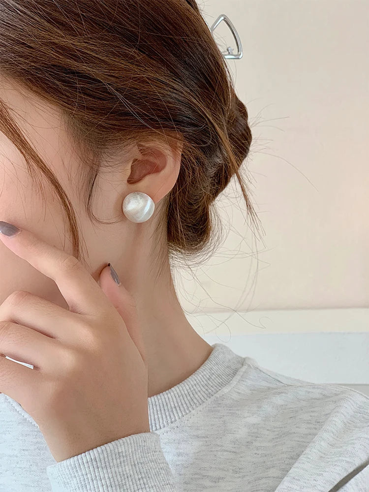 Luxurious Simple Design Brushed Frosted Metal Semicircle Earrings 2025 New Jewelry For Women Christmas Party Fashion Accessories