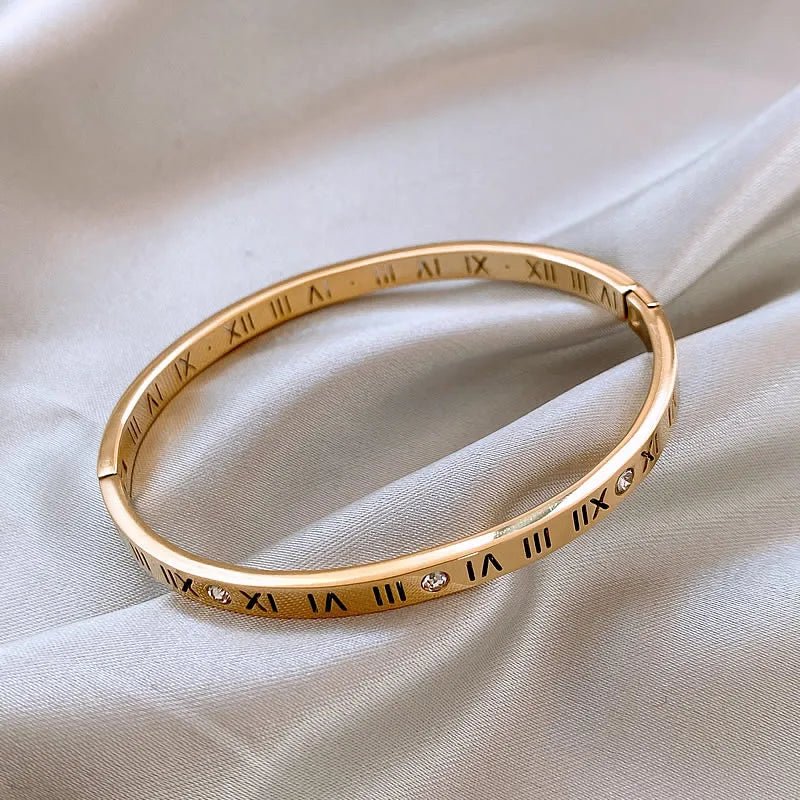 2025 Classic Design Roman Numerals Stainless steel Gold Color Charm Bracelet Korean Fashion Jewelry Luxury Accessories For Women