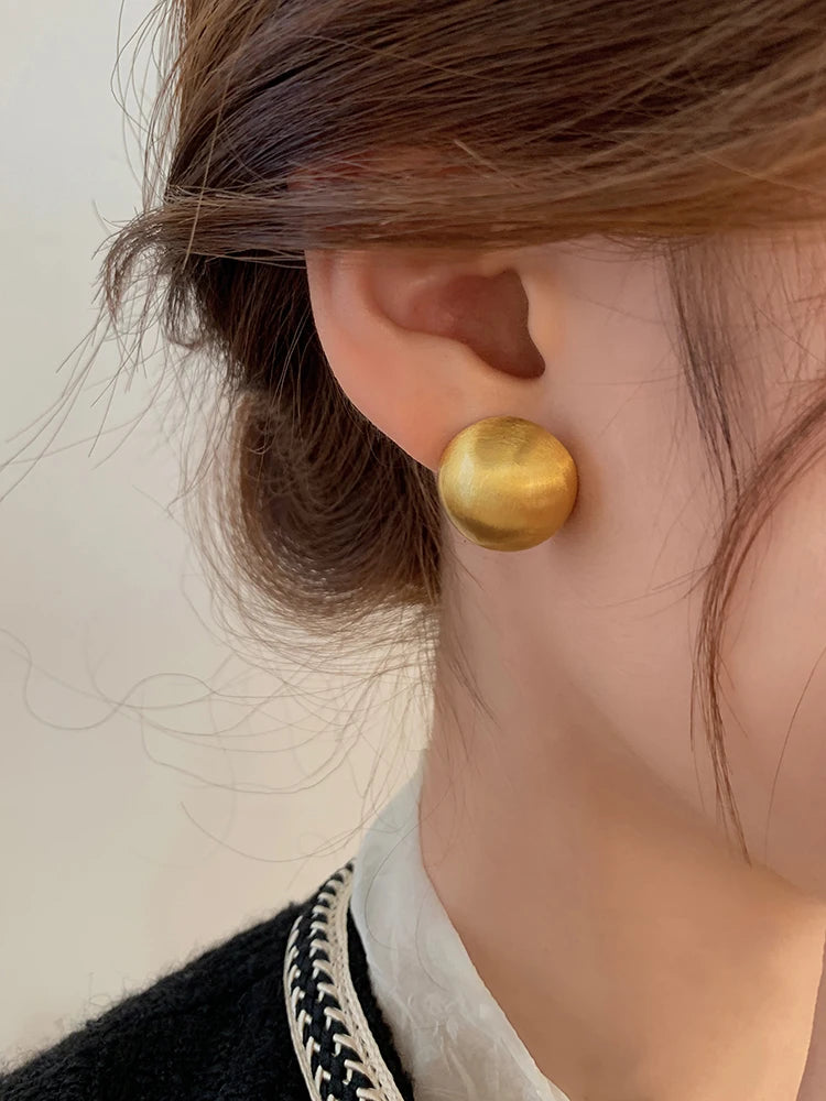 Luxurious Simple Design Brushed Frosted Metal Semicircle Earrings 2025 New Jewelry For Women Christmas Party Fashion Accessories