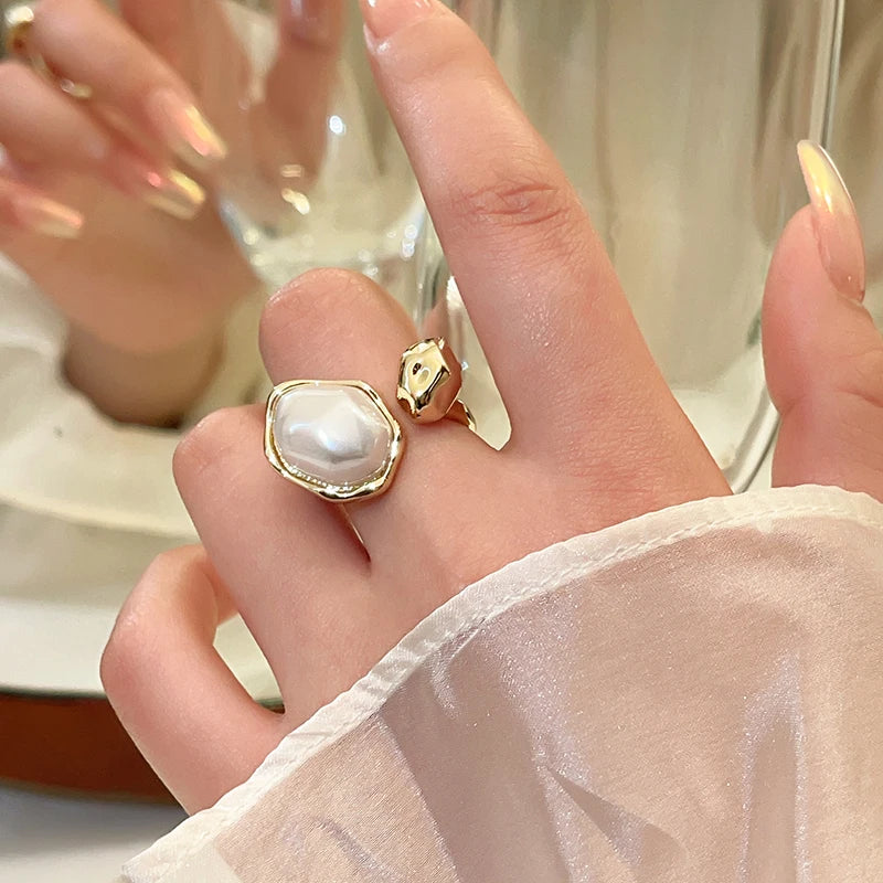 Baroque Pearl Geometric Open Ring