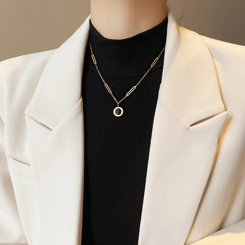 Classic Fashion Stainless Steel Roman Digital Wafer Pendant Necklace 2025 Fashion Jewelry Christmas Party Women's Sexy Necklace