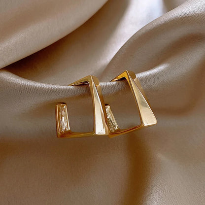 2025 New Classic Copper Alloy Smooth Metal Hoop Earrings For Woman Fashion Korean Jewelry Temperament Girl's Daily Wear Earrings