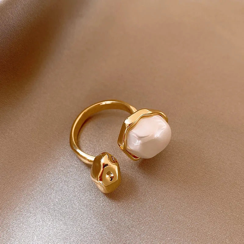 Baroque Pearl Geometric Open Ring