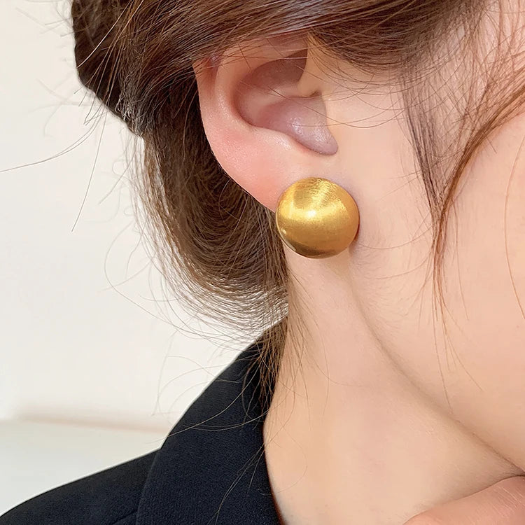 Luxurious Simple Design Brushed Frosted Metal Semicircle Earrings 2025 New Jewelry For Women Christmas Party Fashion Accessories