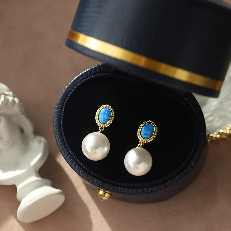 2024 Neues Design Französische elegante blaue Emaille-Perlenanhänger-Ohrringe für Damen oder Mädchen, Modeschmuck, Party-Luxus-Accessoires