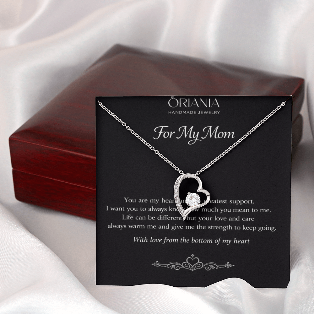 Oriania Forever Love Necklace – Heartfelt Gift for Mother