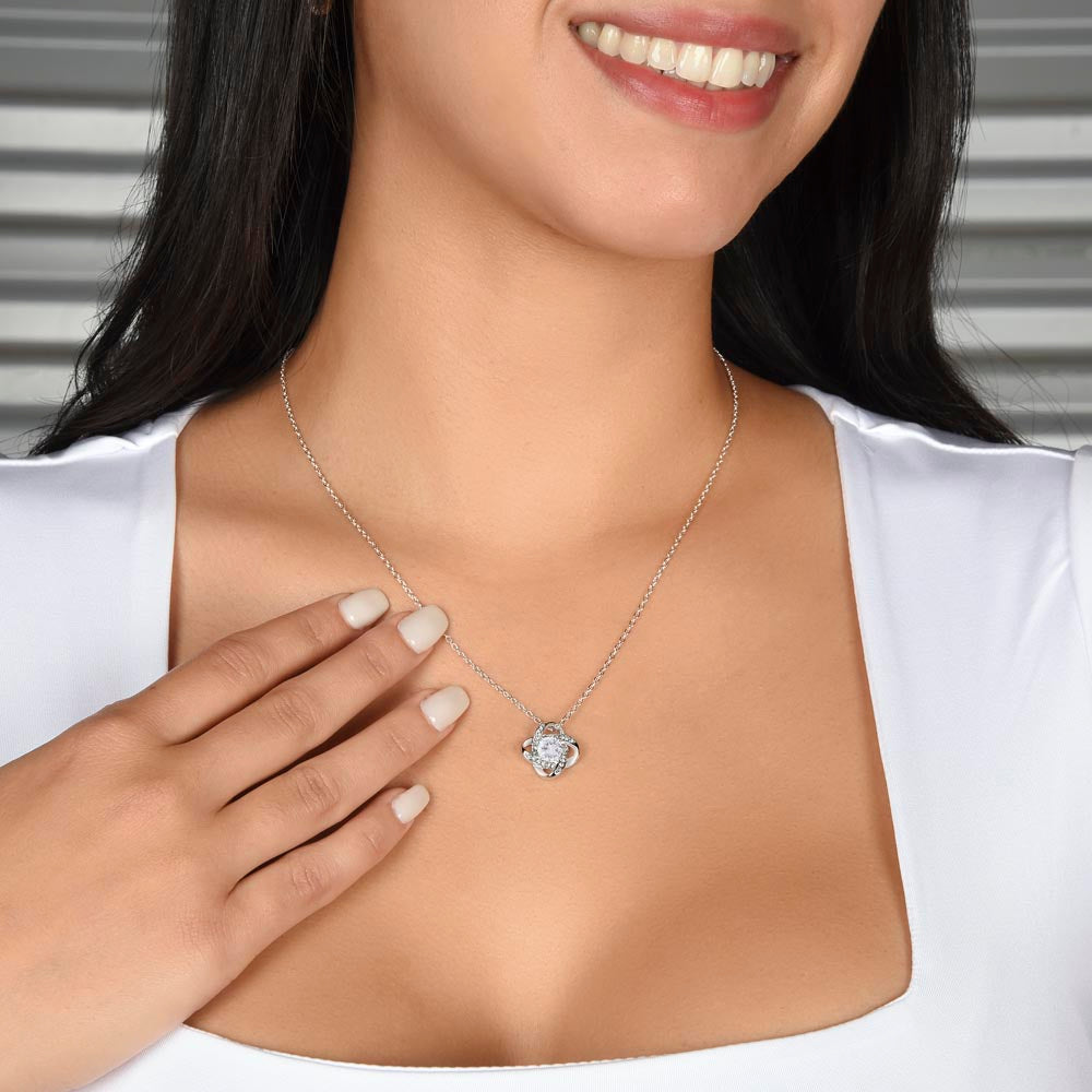 🔥 ORIANIA Love Knot Necklace – Romantic Gift For My Soulmate