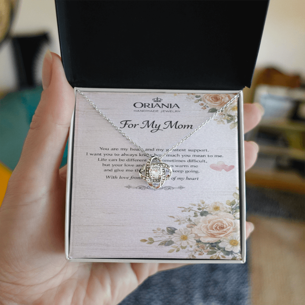 Oriania Love Knot Necklace – Heartfelt Gift for Mother