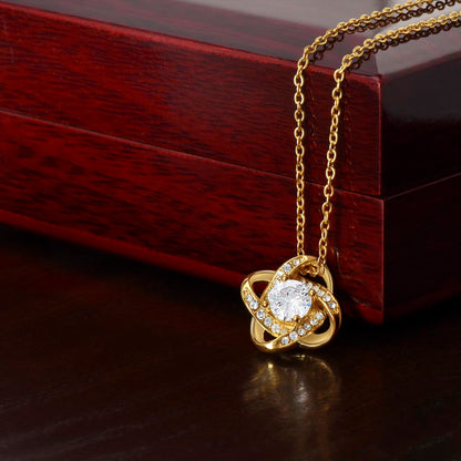Oriania Love Knot Necklace – Meaningful Gift for Daughter from Dad