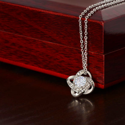 Oriania Love Knot Necklace – Heartfelt Gift for Mother